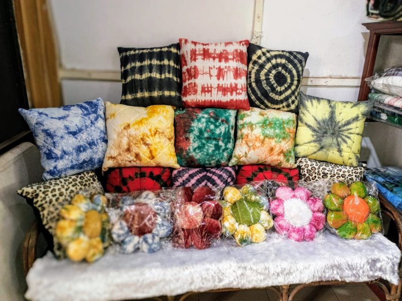 vikafriq-arts-crafts-customized-throw-pillows-mats-and-wall-artwork