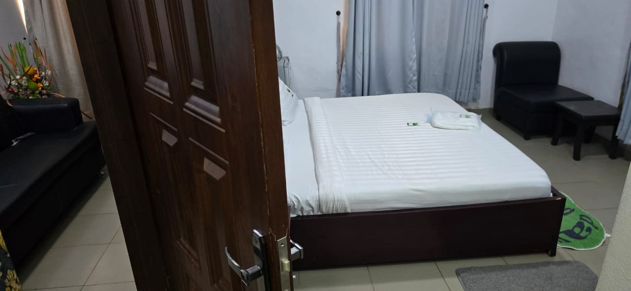 memorable-hotel-standard-room-big-0
