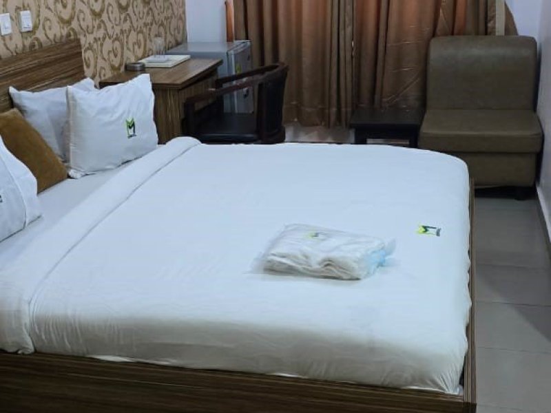 memorable-hotel-where-value-meets-comfort-small-10
