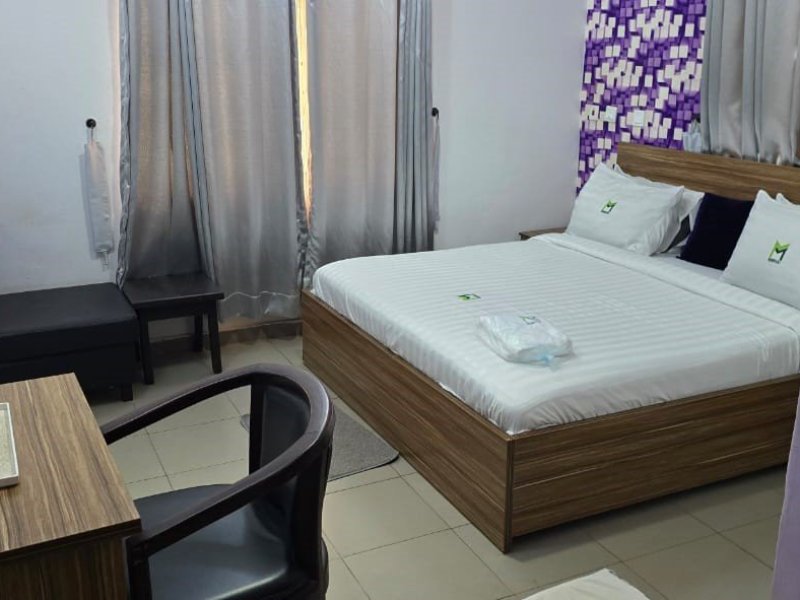 memorable-hotel-where-value-meets-comfort-small-5